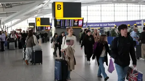 London Heathrow One of Numerous Air Hubs Hit by Digital Breach on Passenger Processing System